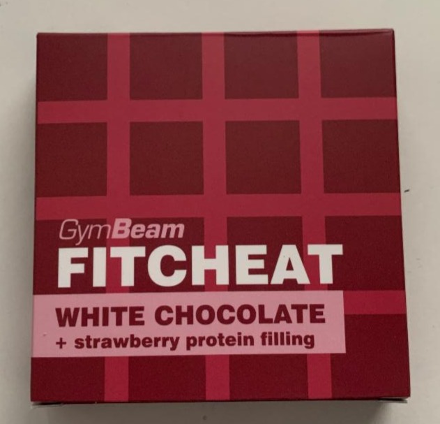 Fotografie - GymBeam FITCHEAT White Chocolate + strawberry protein filling