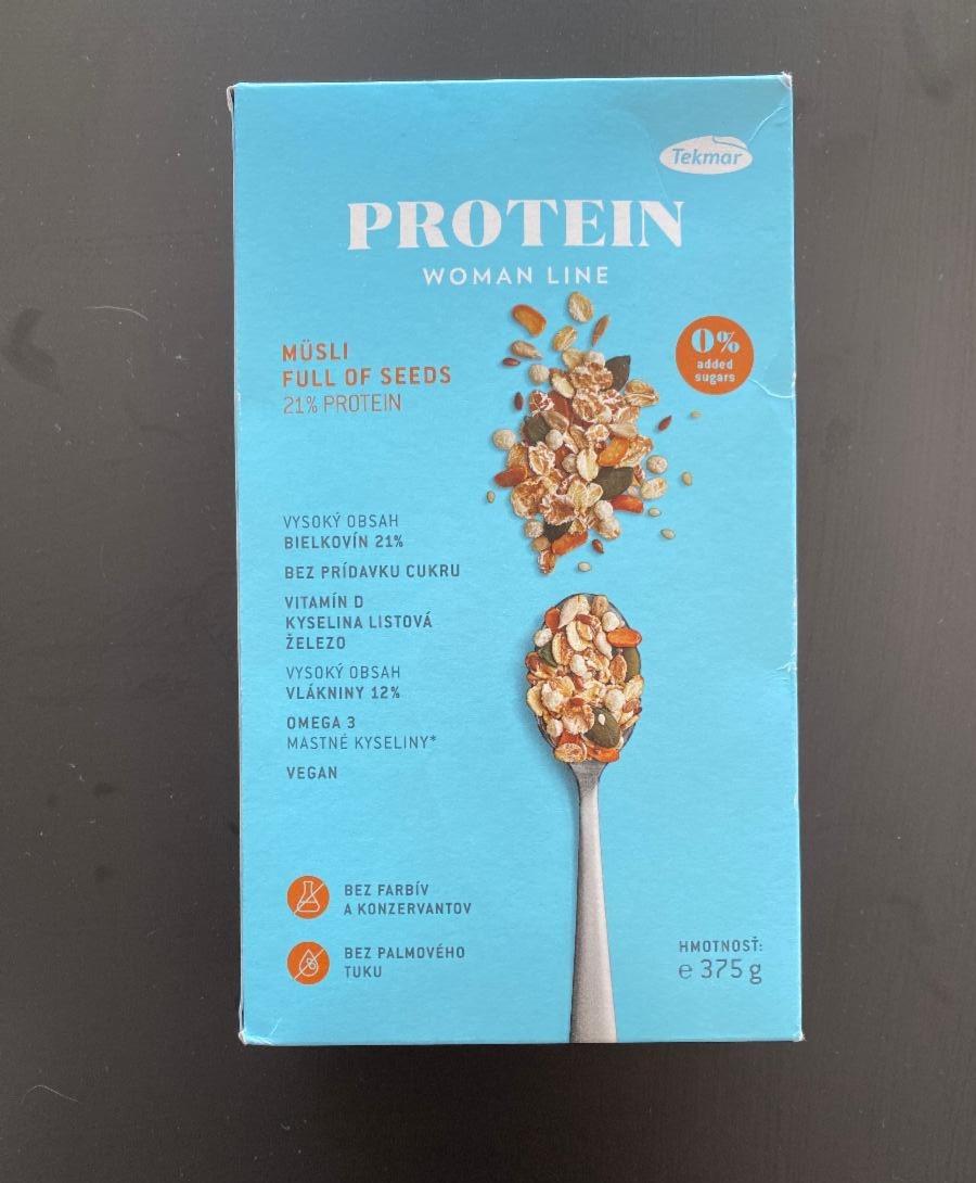 Fotografie - Protein woman line musli full of seeds Tekmar