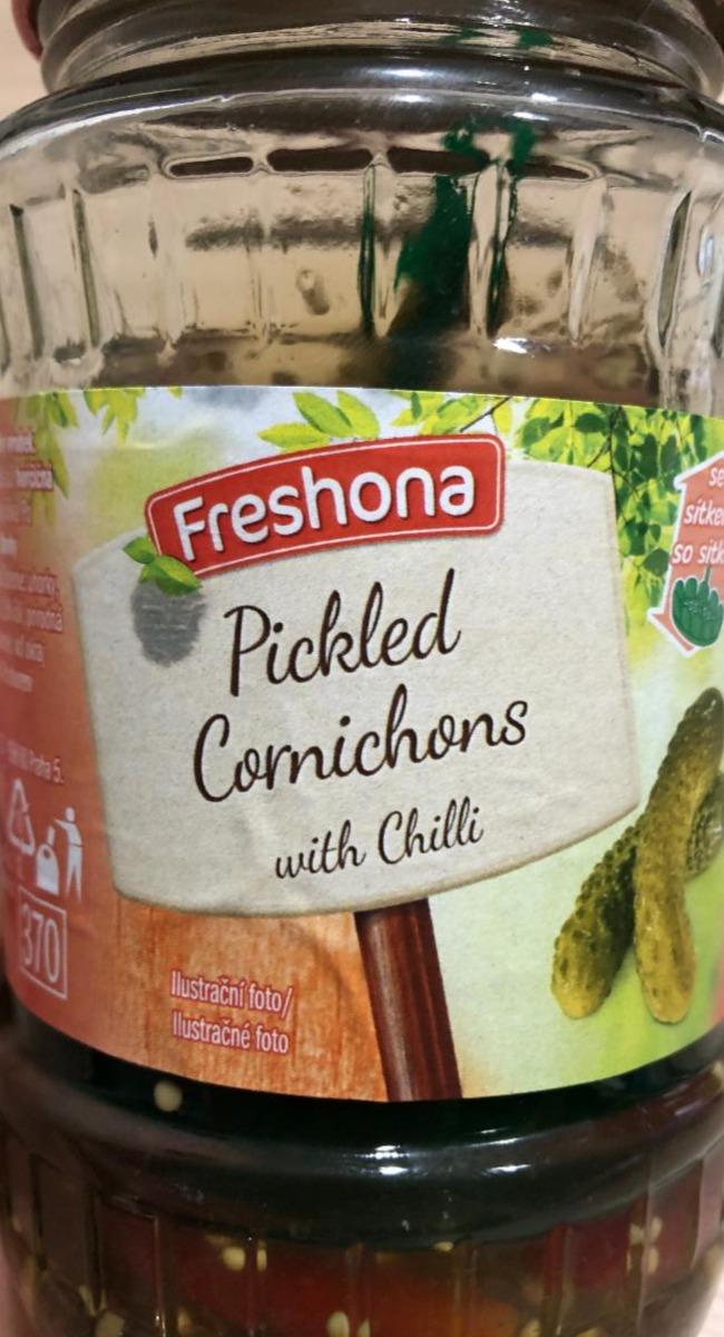Fotografie - Premium Cornichons mit Chilli Freshona