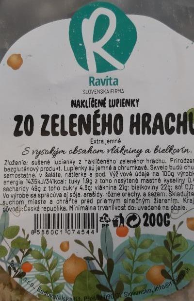 Fotografie - Naklicene lupienky zo zeleneho hrachu