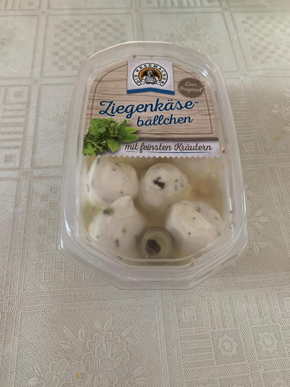 Fotografie - Ziegenkäse-bälchen mit feinsten Kräutern