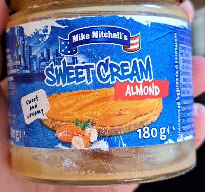 Fotografie - Sweet Cream Almond Mike Mitchell's