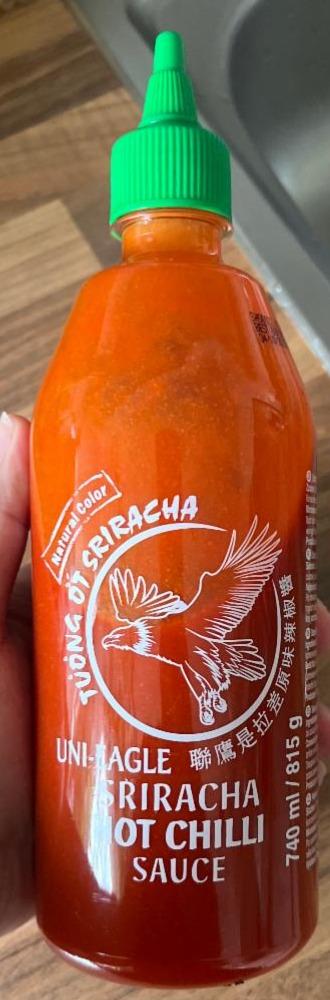 Fotografie - Uni-Eagle Sriracha hot chilli sauce