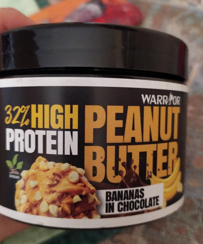 Fotografie - Warrior Peanut Butter 32% High Protein Bananas in Chocolate