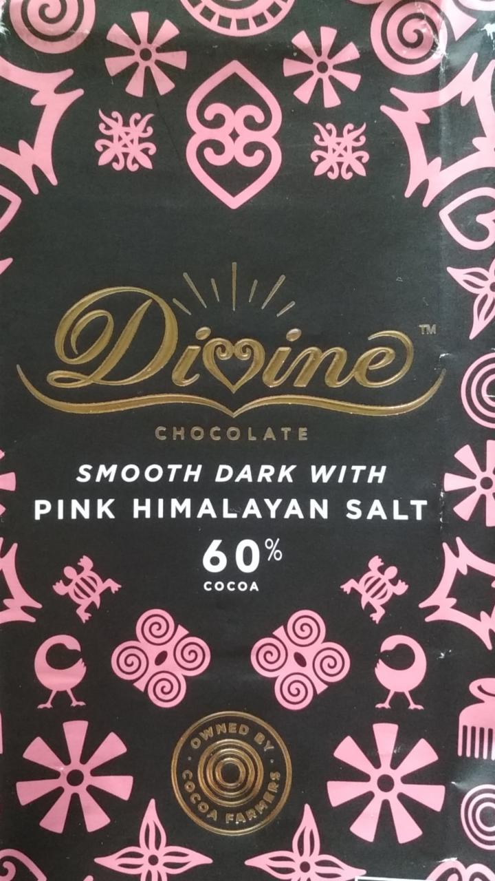 Fotografie - Smooth dark chocolate with Pink Himalayan Salt 60% cocoa Divine