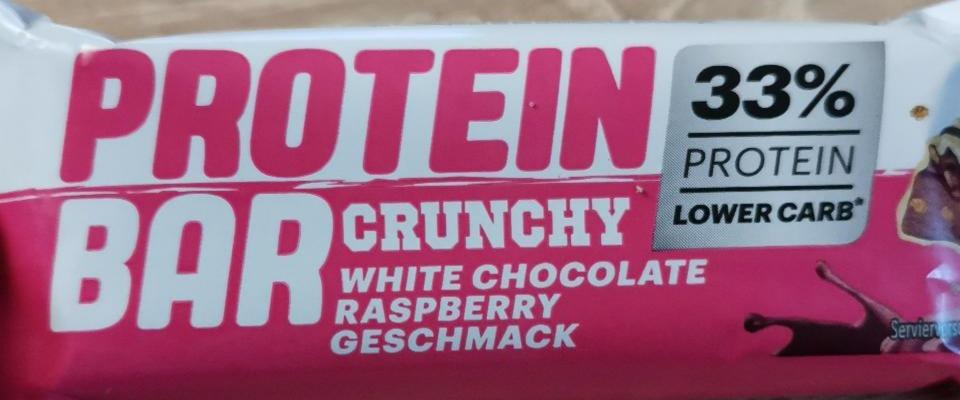 Fotografie - protein bar crunchy white chocolate raspberry