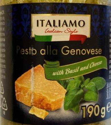 Fotografie - Pesto alla Genovese with basil and cheese Italiamo