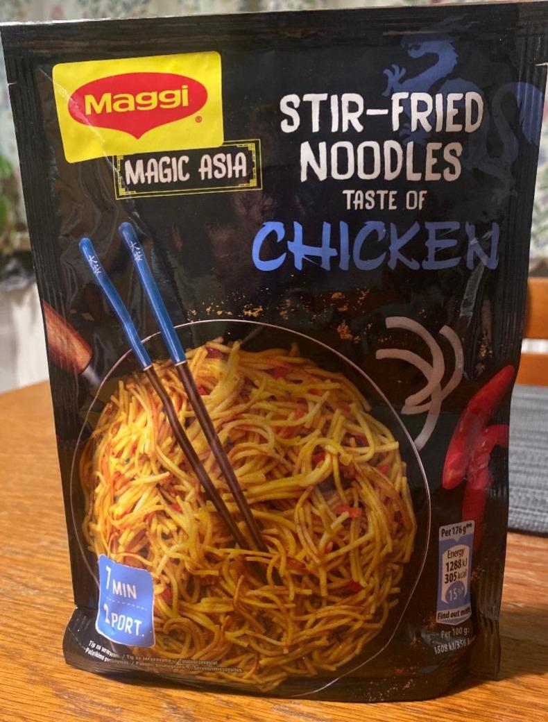 Fotografie - Stir-fried Noodles chicken Maggi