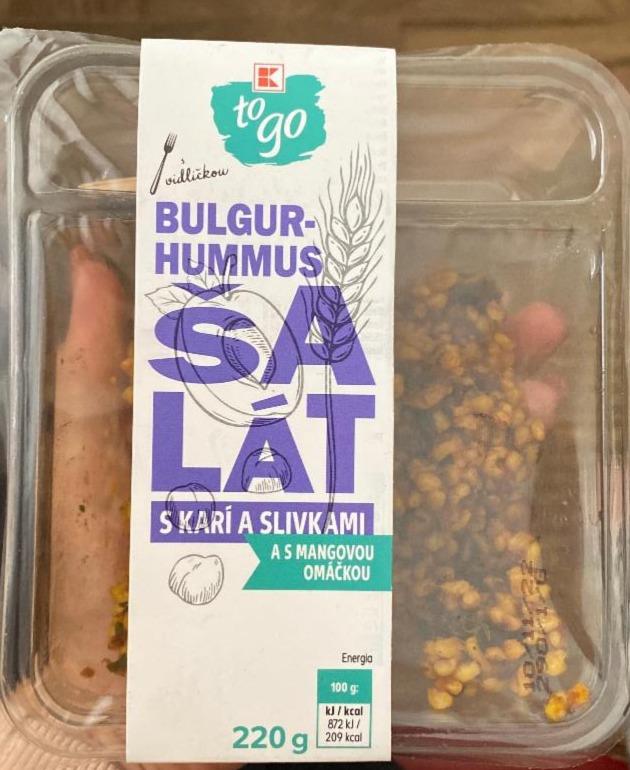 Fotografie - Bulgur hummus salat s kari a slivkami