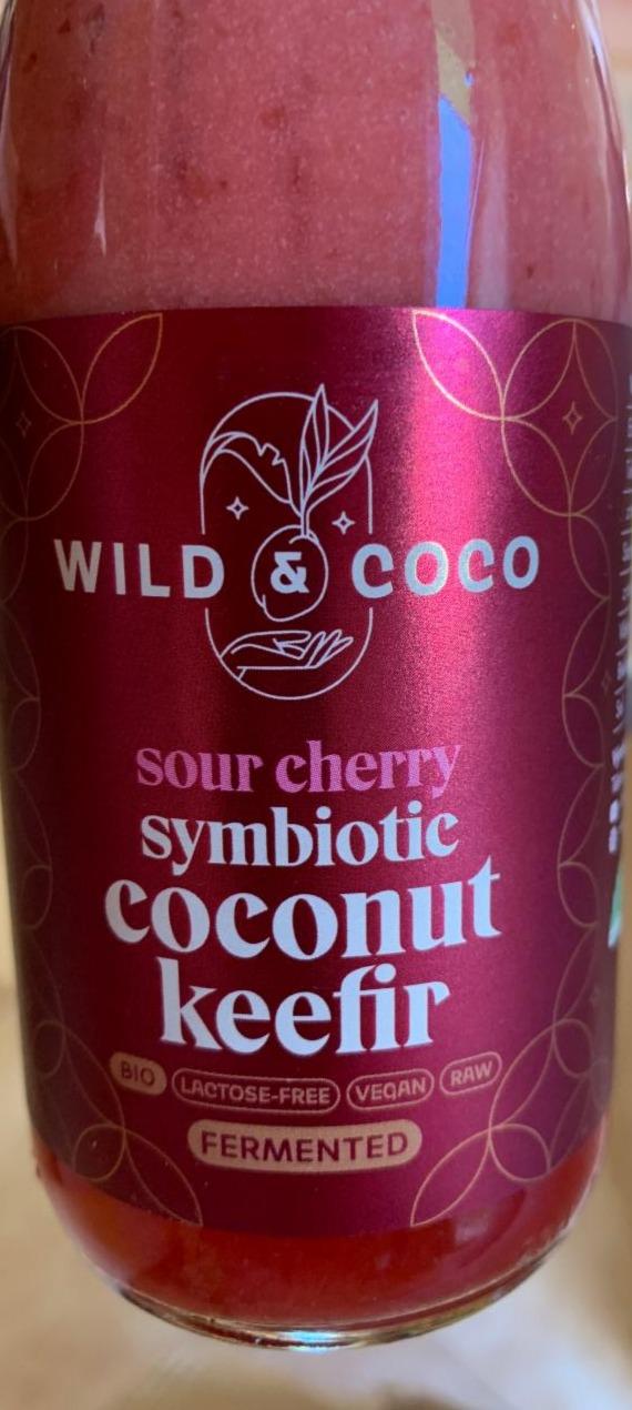Fotografie - Symbiotic coconut keefir Sour Cherry Wild & Coco