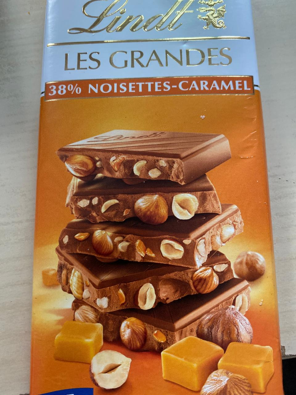 Fotografie - Lindt Les grandes 38% noisettes-caramel