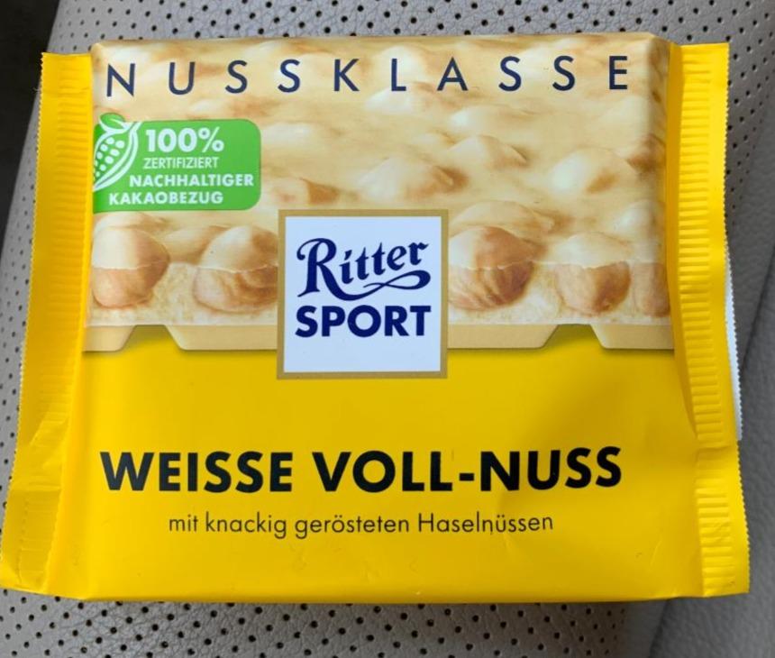 Fotografie - Nussklasse Weisse Voll-nuss Ritter Sport