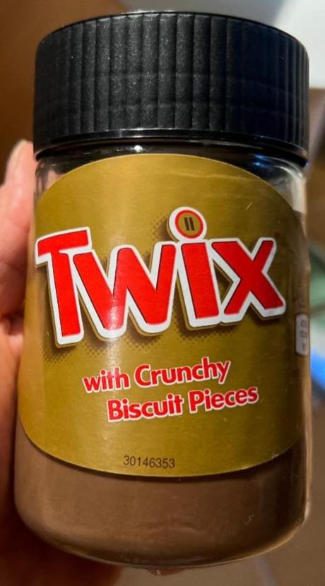 Fotografie - Twix with crunchy biscuit pieces