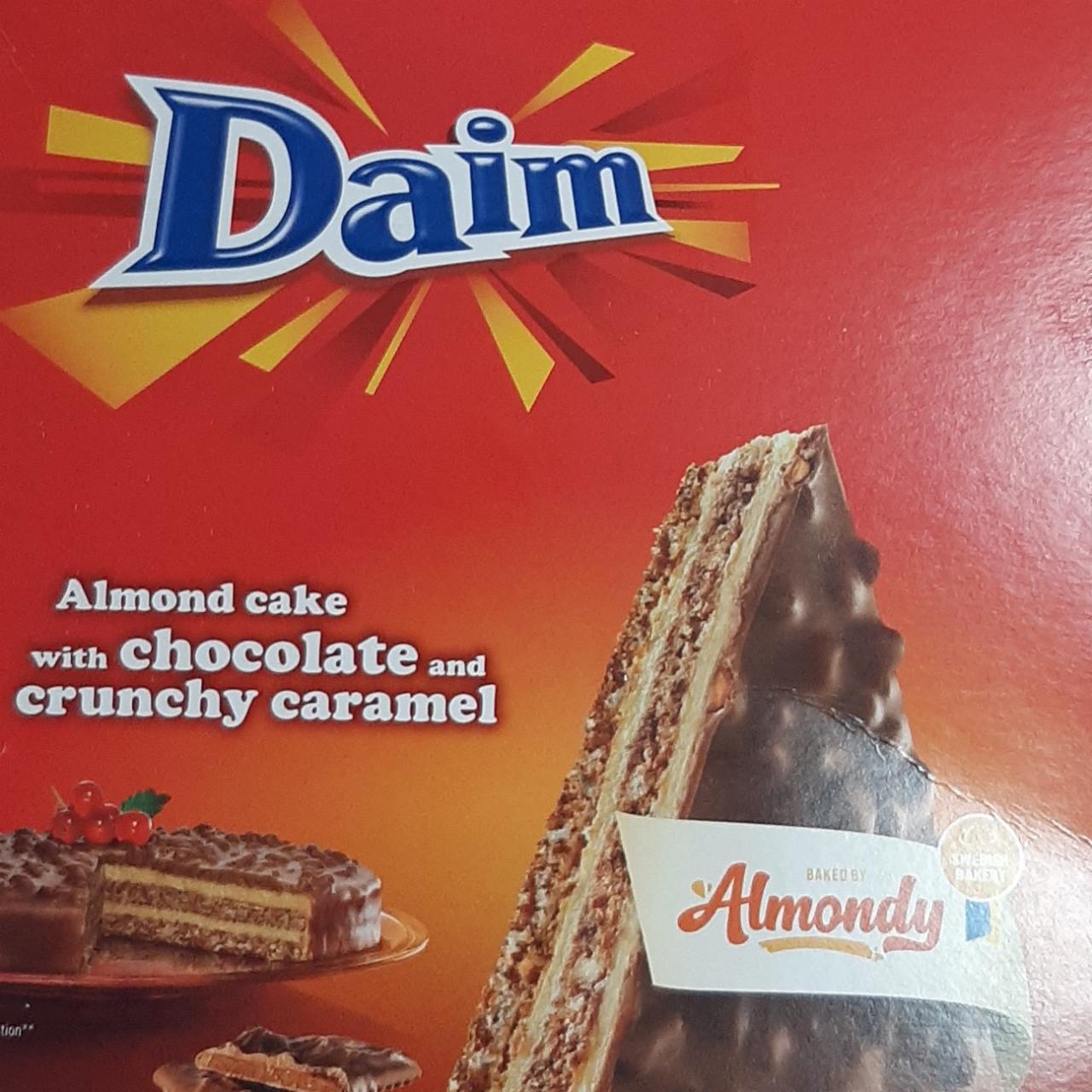 Fotografie - Almond cake with chocolate and crunchy caramel Daim