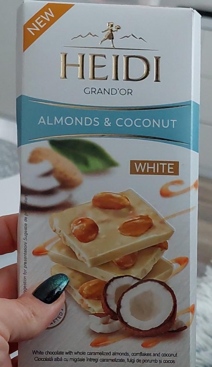 Fotografie - Almonds & Coconut White Heidi