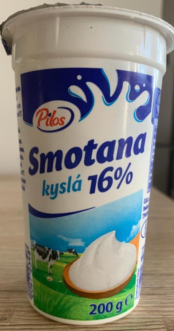 Fotografie - kyslá smotana 16% tuku Pilos