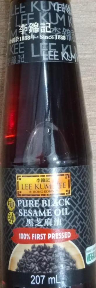 Fotografie - Pure Black sesame oil Lee Kum Kee