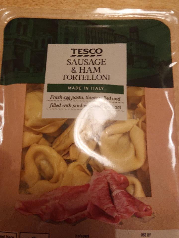 Fotografie - Tesco Sausage and Ham Tortelloni