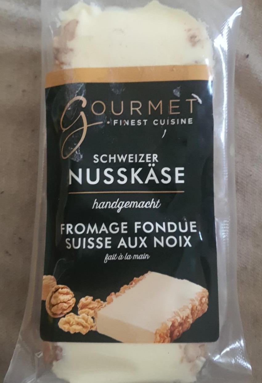 Fotografie - Schweizer Nusskäse handgemacht Gourmet