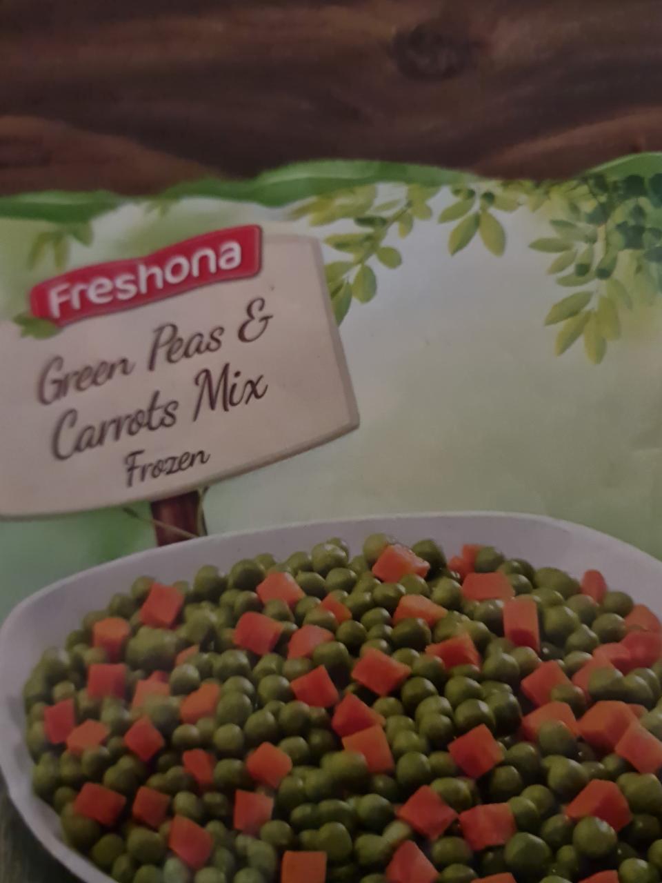 Fotografie - Green Peas & Carrots Mix Freshona