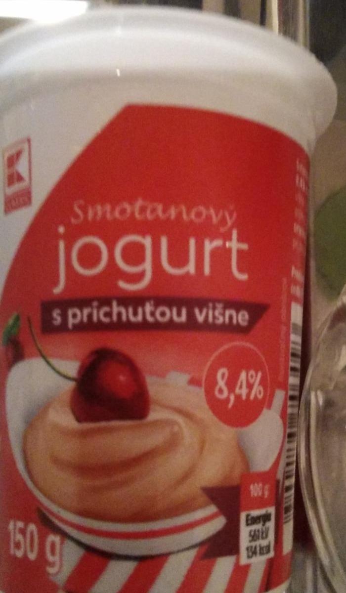 Fotografie - Smotanový jogurt s príchuťou višne 8,4% K-Classic