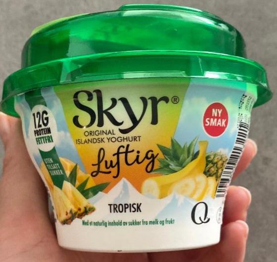 Fotografie - Skyr luftig tropisk