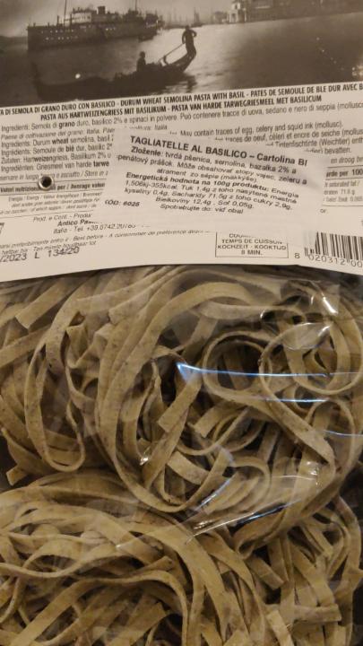 Fotografie - tagliatelle al basilico - cartolina BI