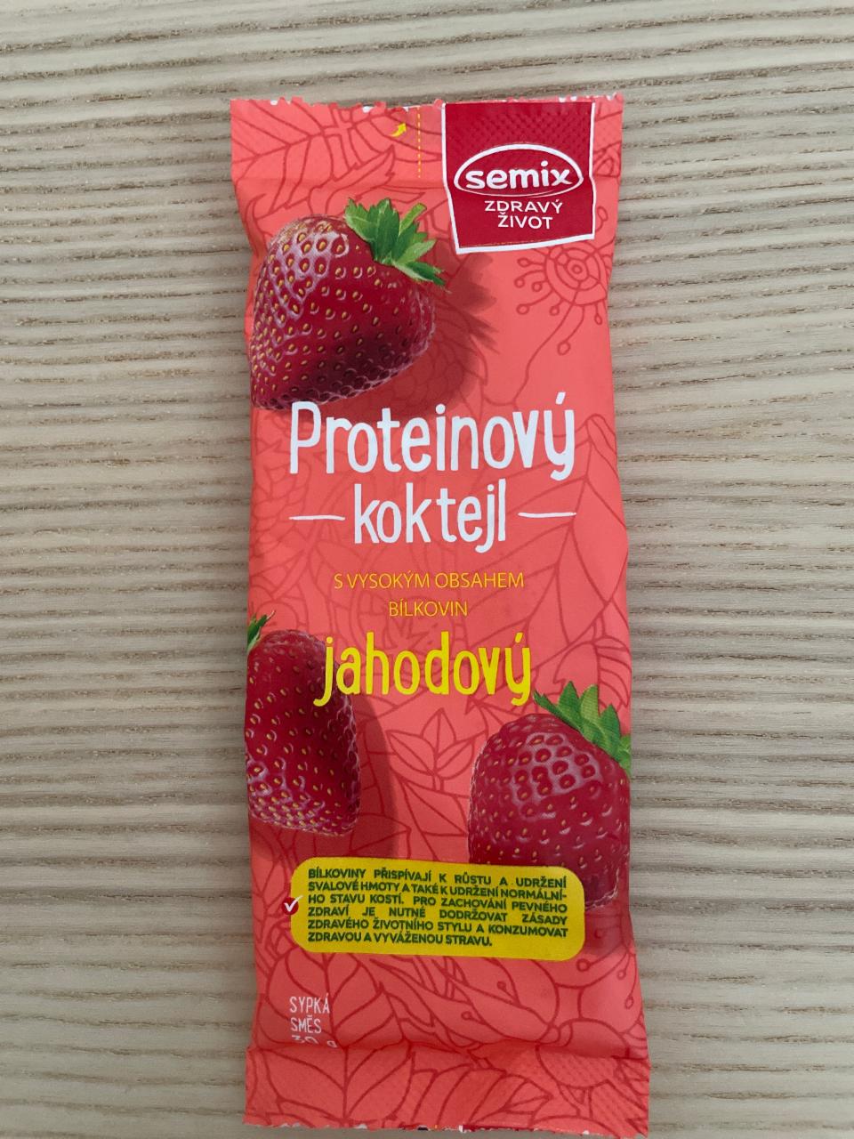 Fotografie - Proteinový koktejl jahodový Semix