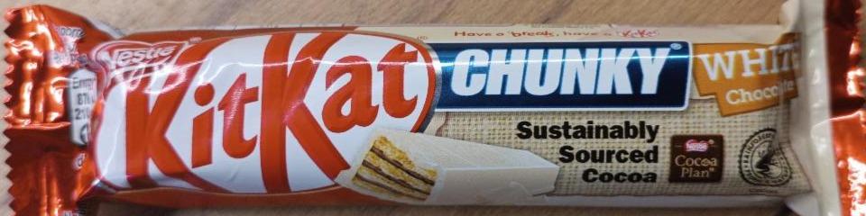 Fotografie - KitKat Chunky white chocolate Nestlé