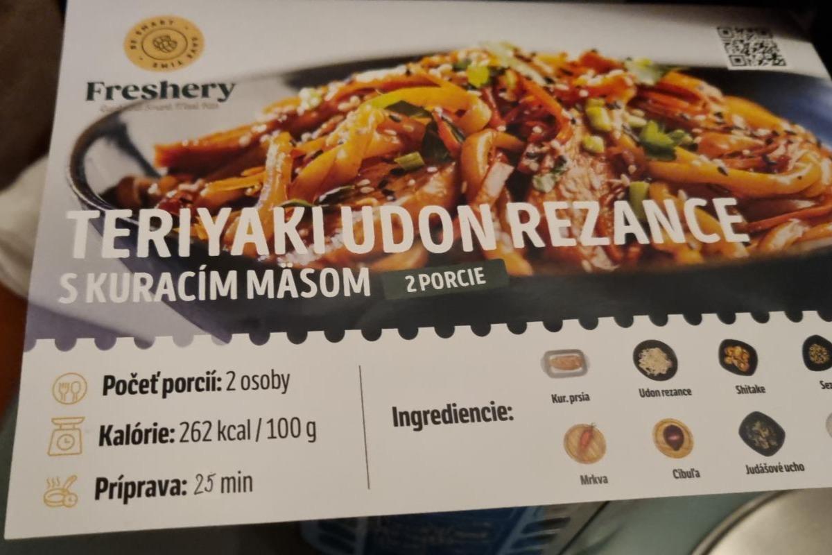 Fotografie - teriyaki udon rezance s kuracim masom