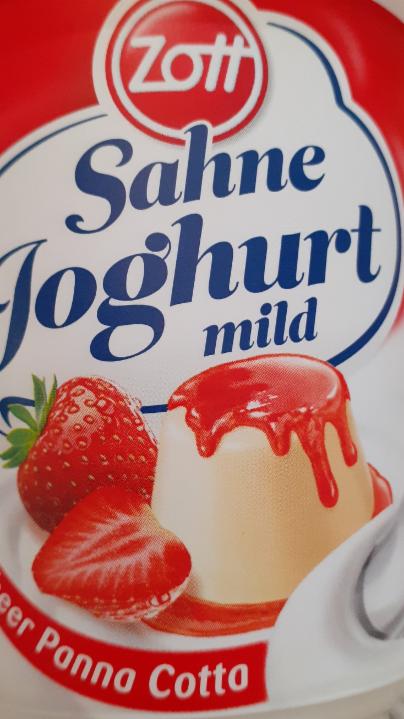 Fotografie - Sahne Joghurt Mild Erdbeer Panna Cotta Zott