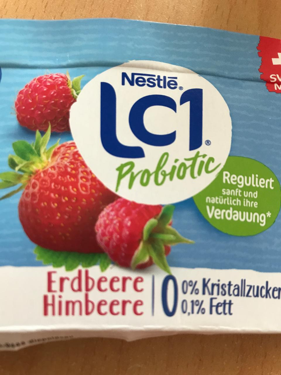 Fotografie - Lc1 probiotic Erdbeere Himbeere Nestle