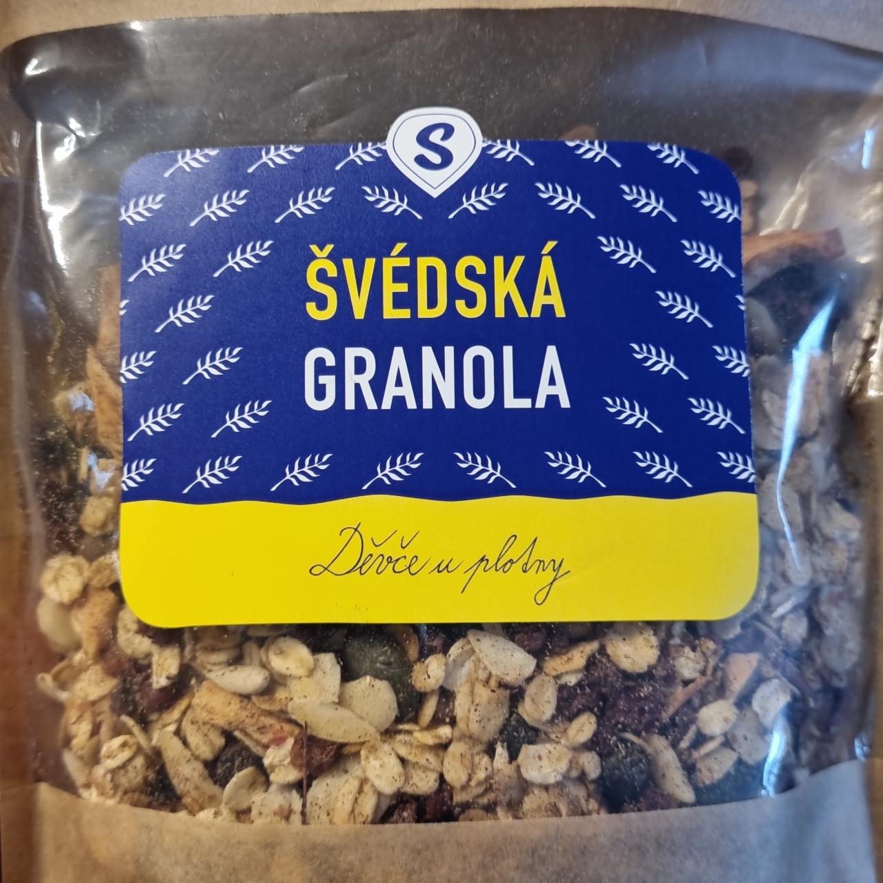 Fotografie - Švédská granola Děvče u plotny Svět plodů
