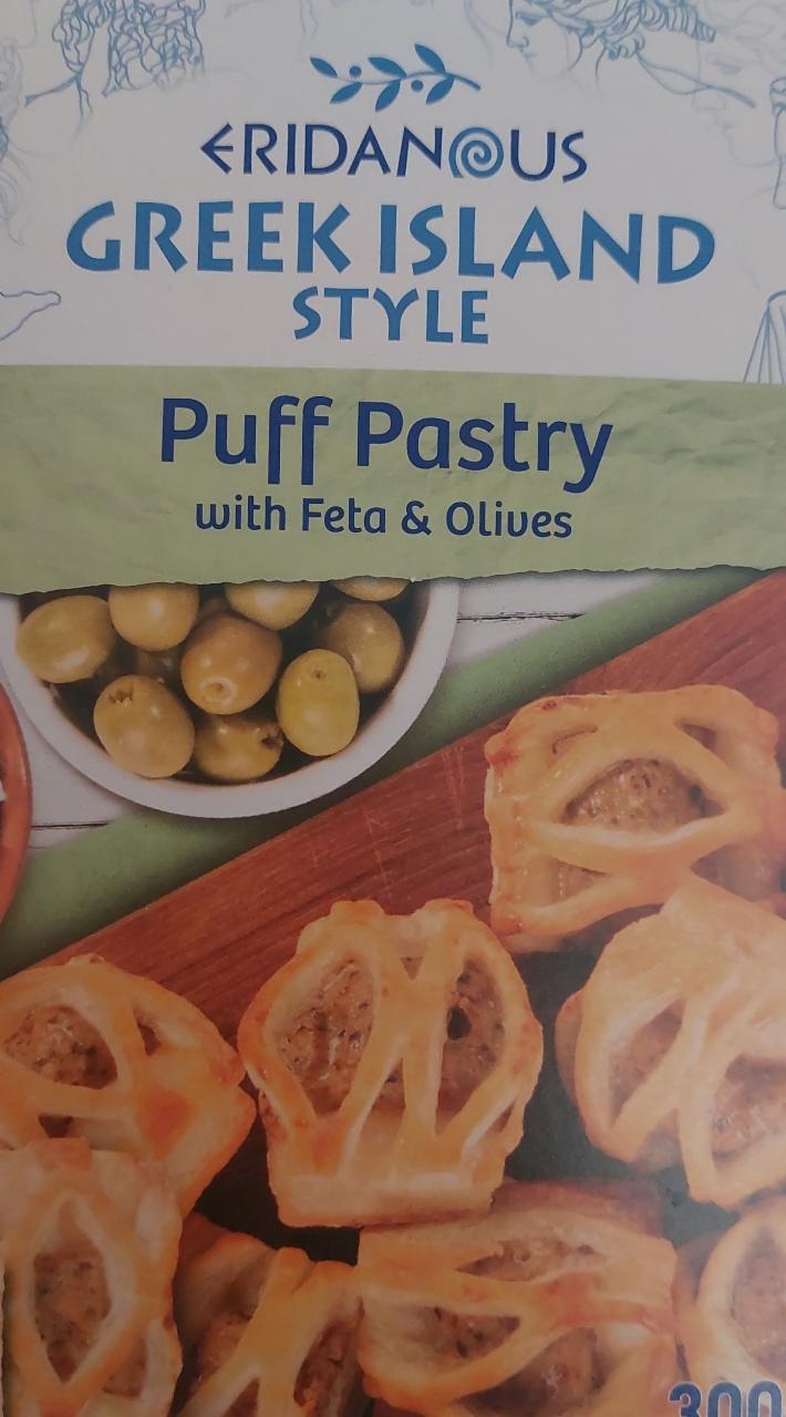 Fotografie - Puff pastry with feta & olives