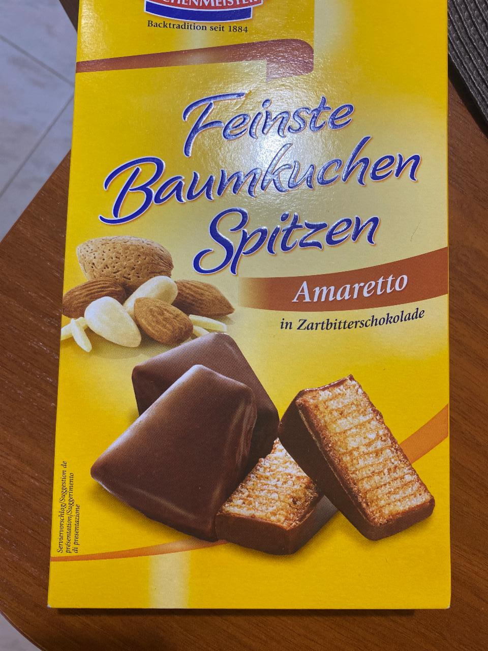 Fotografie - Feinste Baumkuchen Spitzen Amaretto