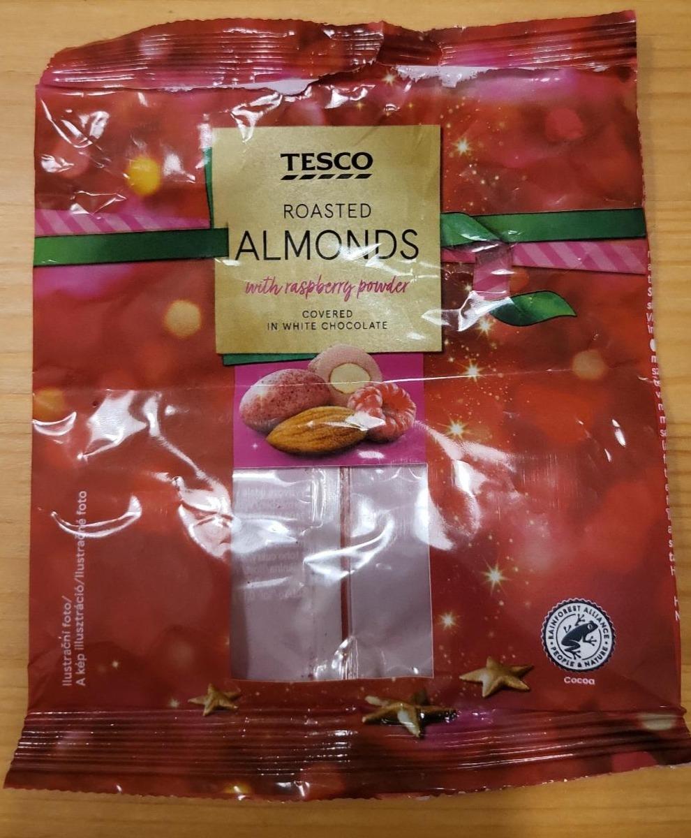 Fotografie - Roasted almonds with raspberry powder Tesco