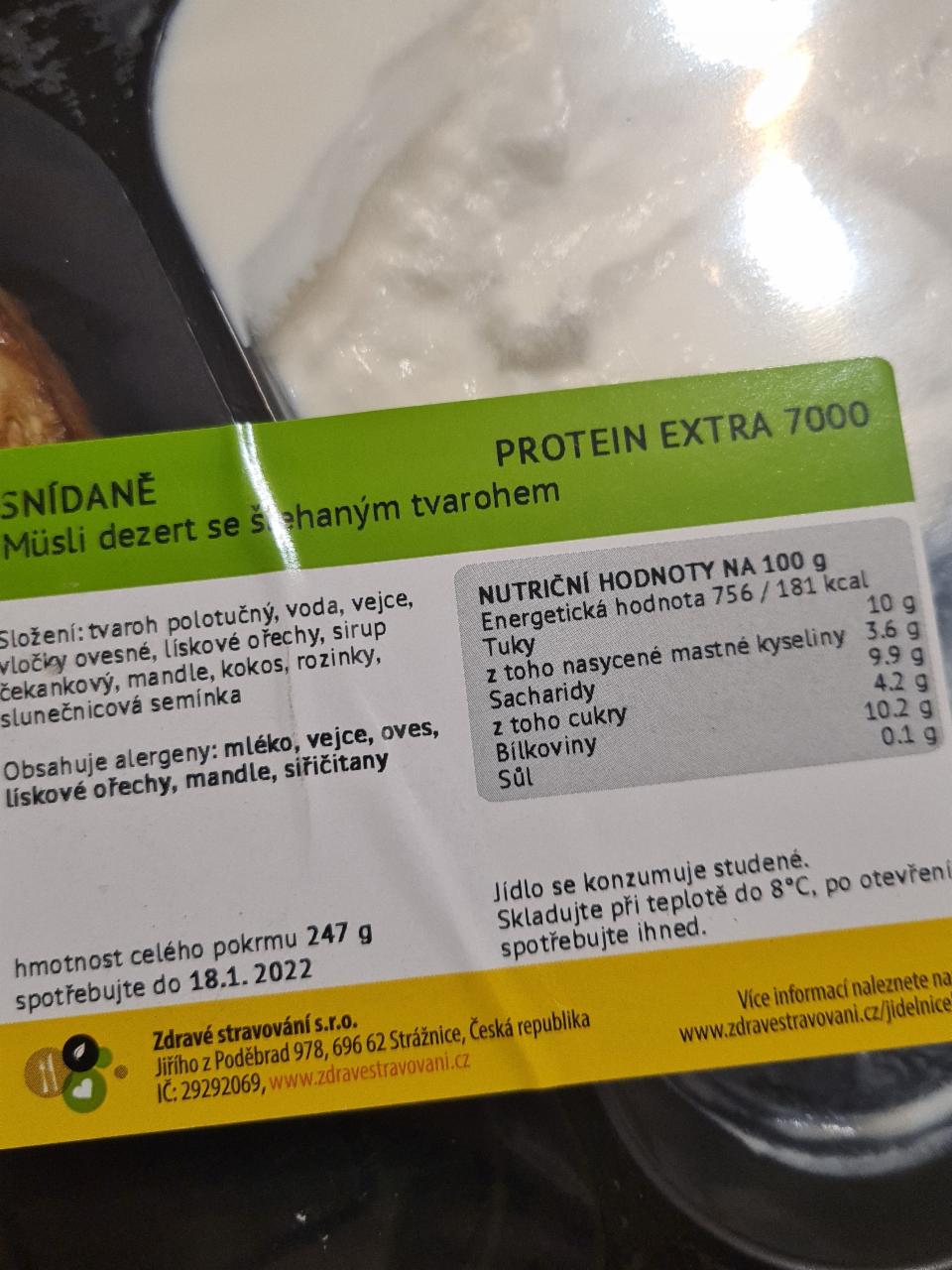 Fotografie - Müsli dezert se šlehaným tvarohem Protein extra Zdravé stravování 