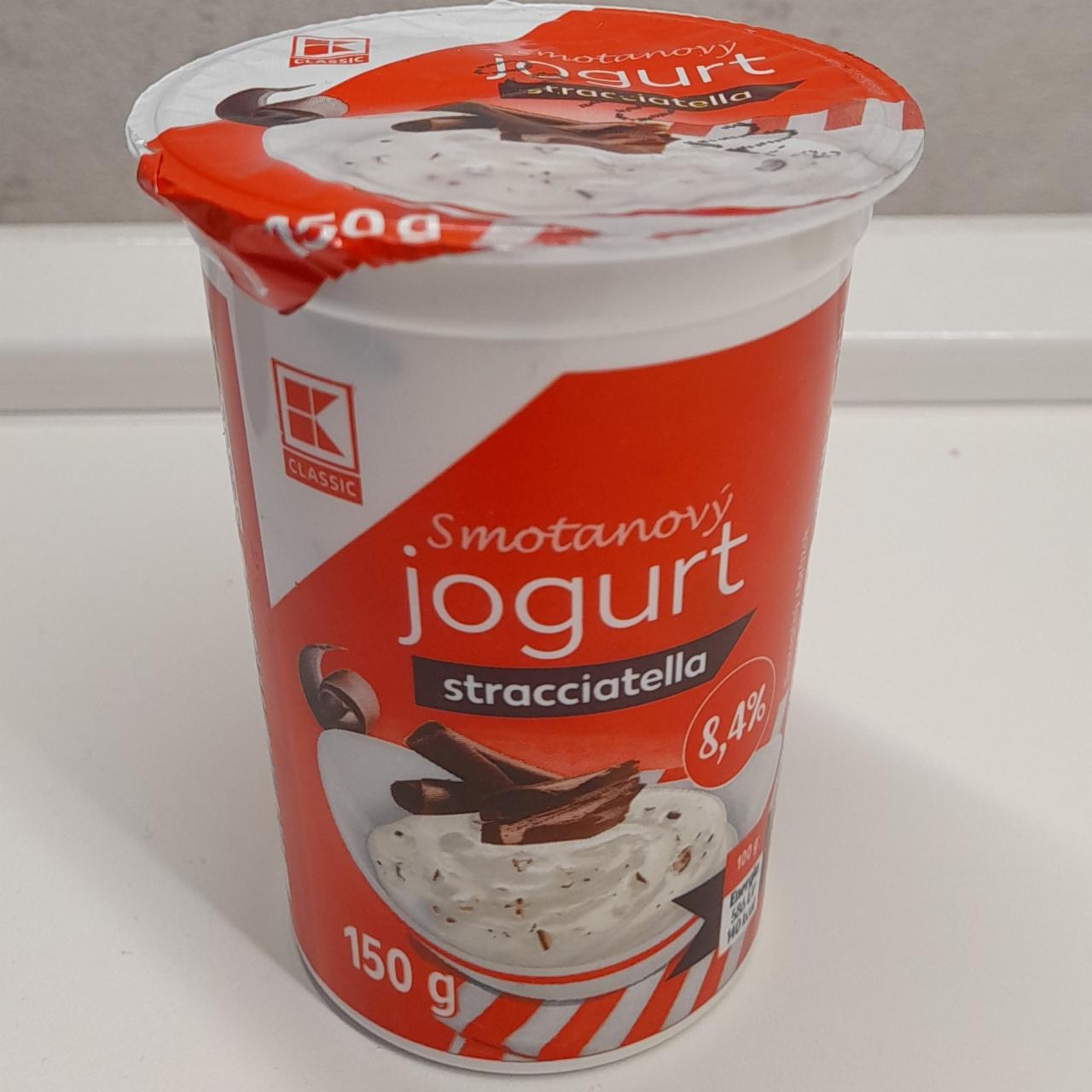 Fotografie - Smotanový jogurt stracciatella 8,4% K-Classic