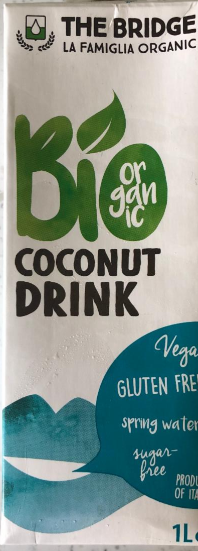 Fotografie - Bio coconut drink The bridge